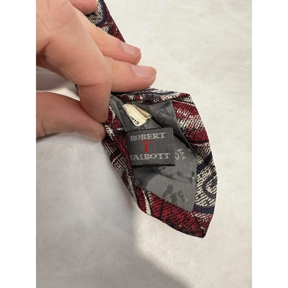 Robert Talbott Best of Class Silk Tie Red Paisley Geometric USA‎ Made 100% Silk
